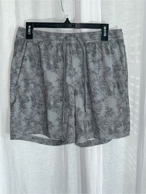 FLX | Men's Gray Tie-Dye Drawstring Shorts | Size M
